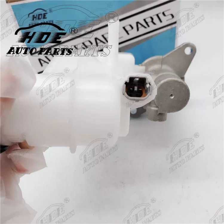 Brake master cylinder for hilux