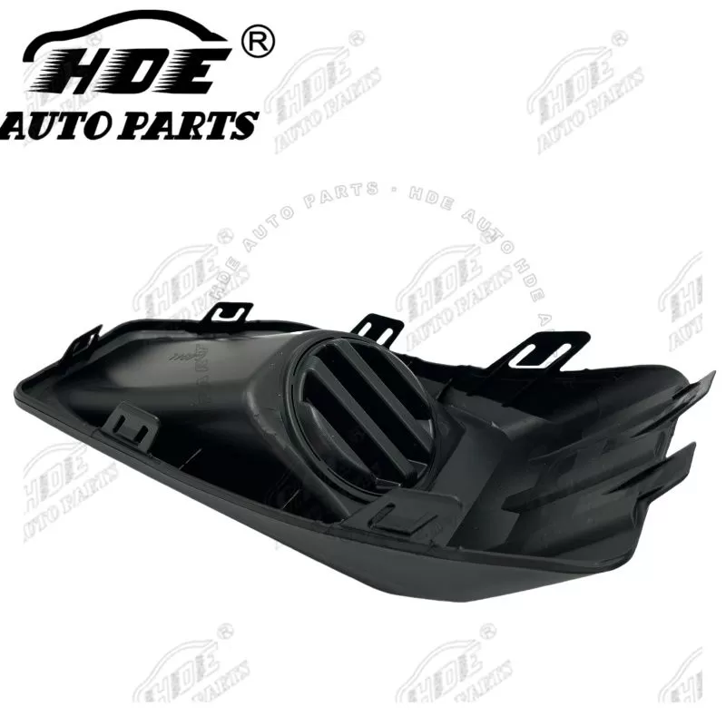 MITSUBISHI L200 2022 FOG LAMP COVER