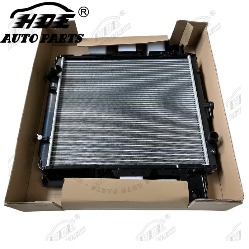 16400-17400 16400-17401 Car Radiator for Landcruiser